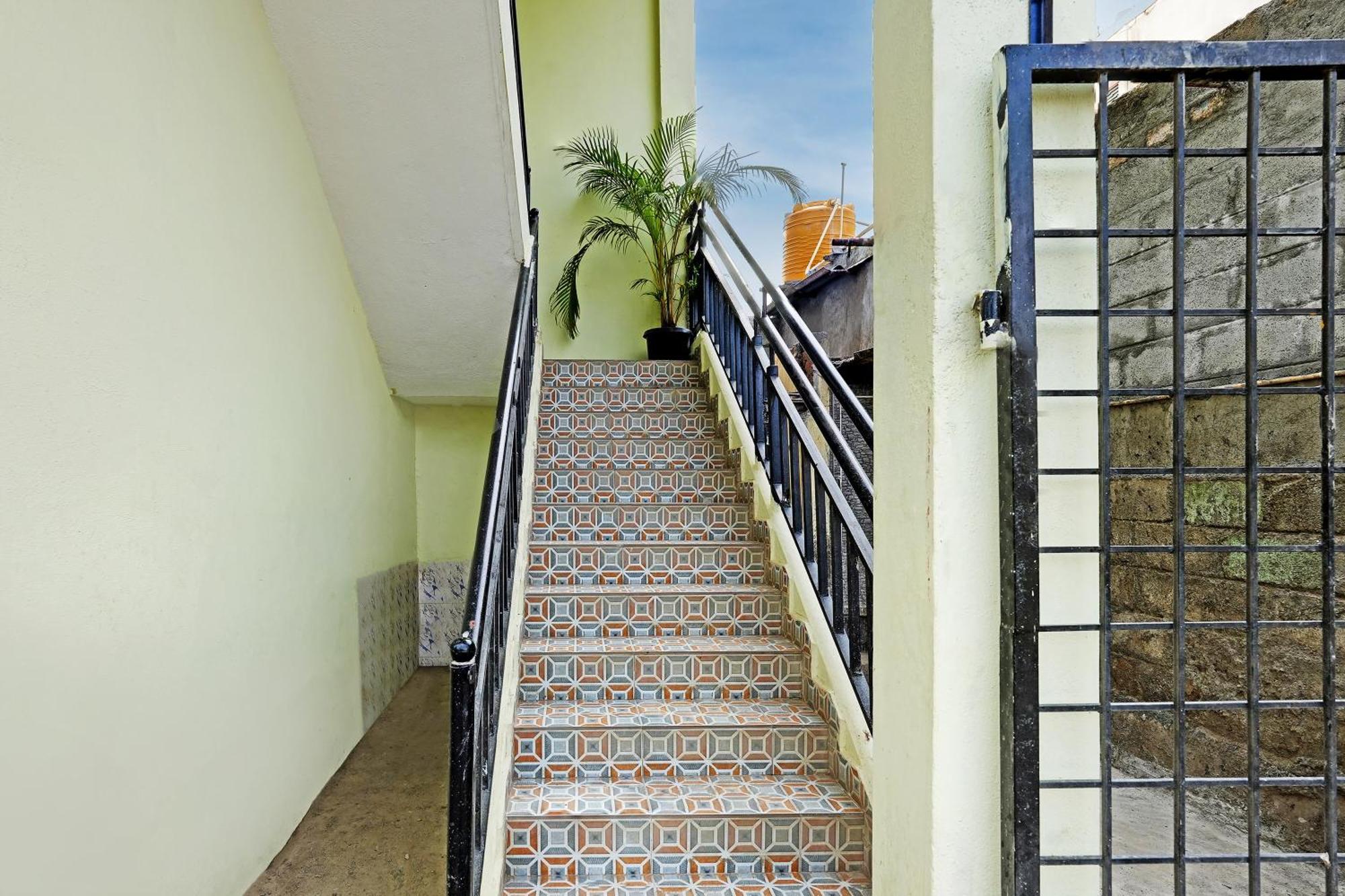O Suparna Boarding And Lodging And Restaurant Hotel 3*