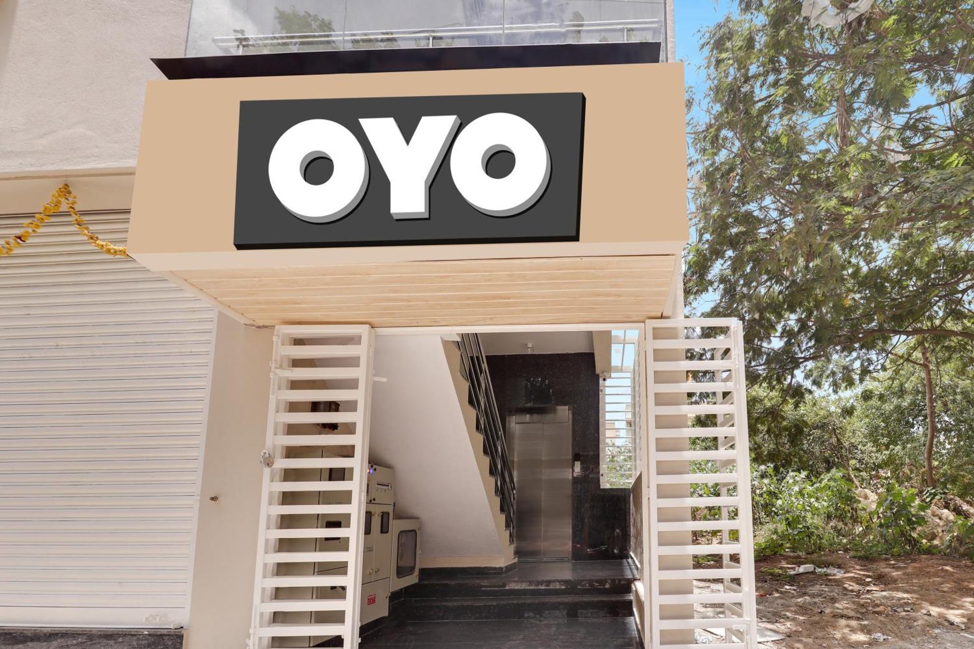 Oyo Friends Hotel 4*