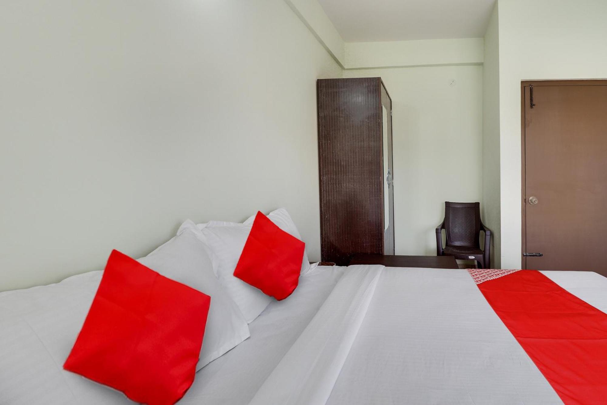 Oyo Friends Hotel