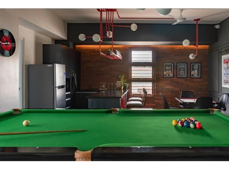 Fun N Frolic Apartment