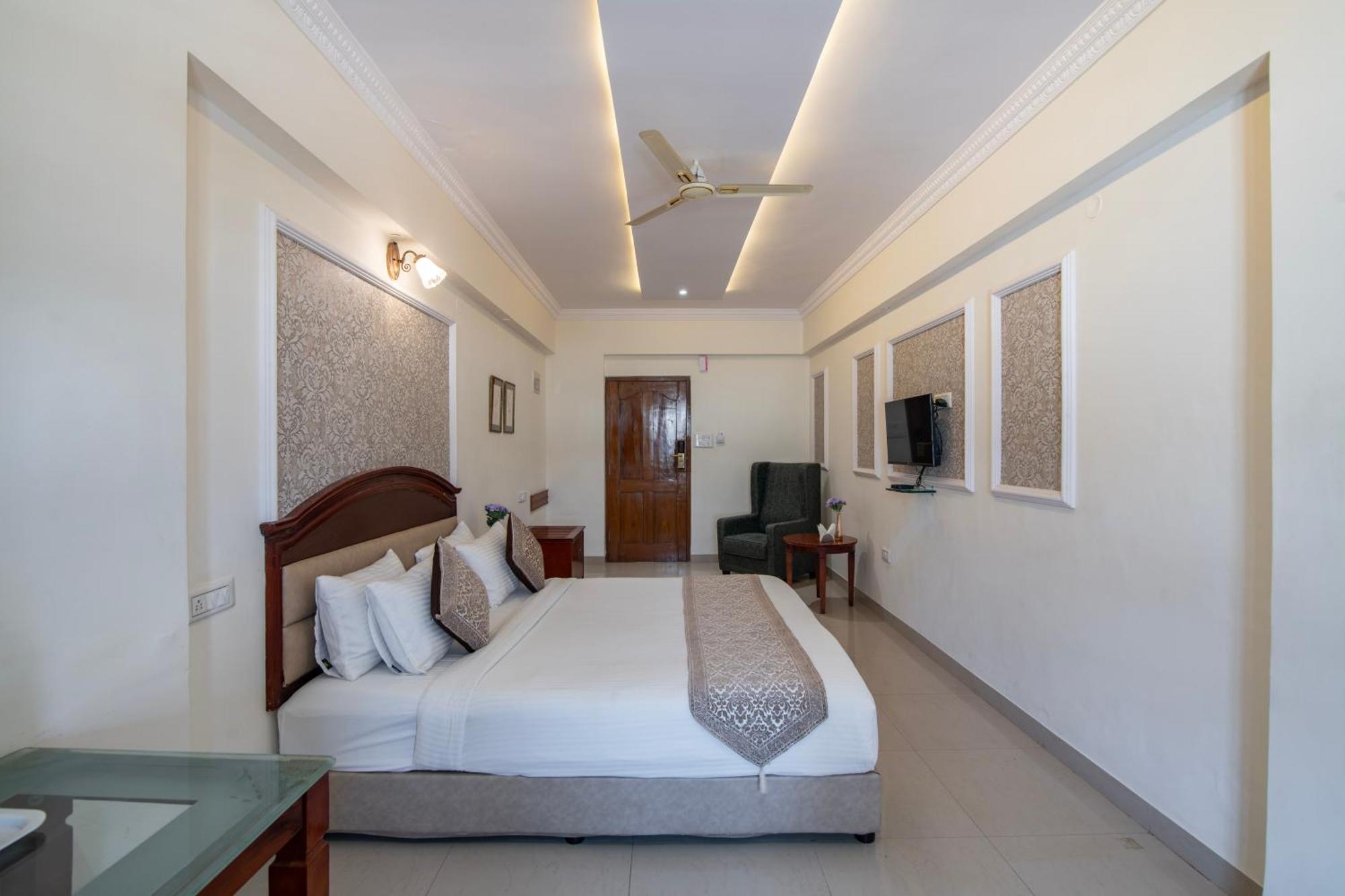 Hotel Hyde Park Bangalore
