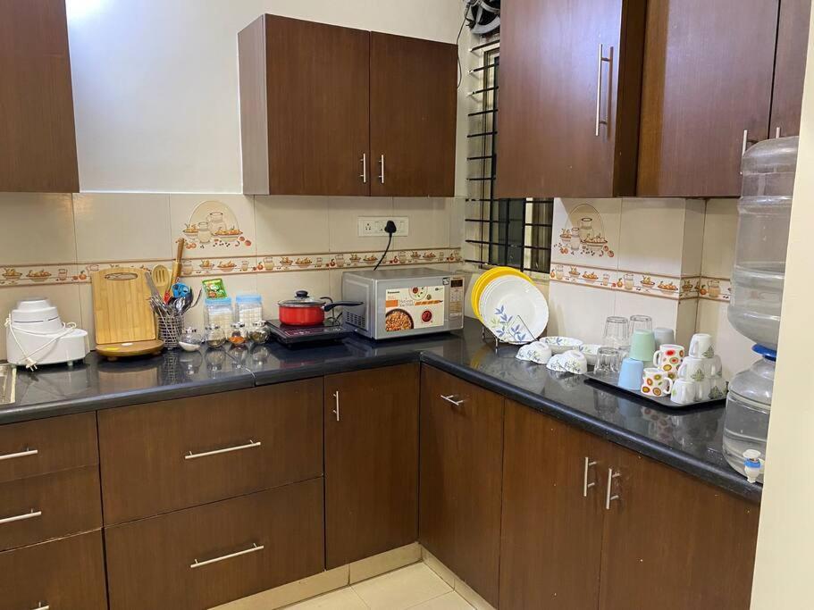 Comfortable 2bhk Flat In Cooke Town * Bangalore