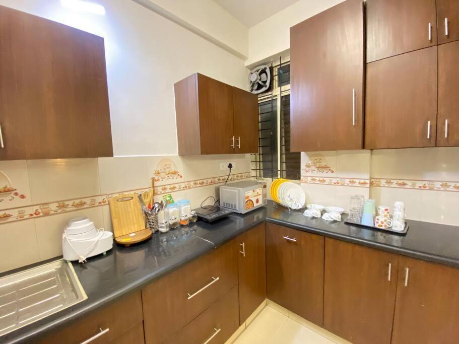 Apartment Comfortable 2bhk Flat In Cooke Town
