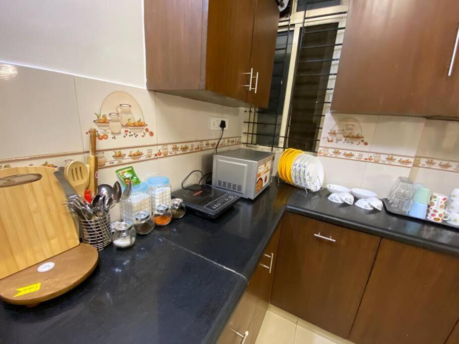 Comfortable 2bhk Flat In Cooke Town Bangalore