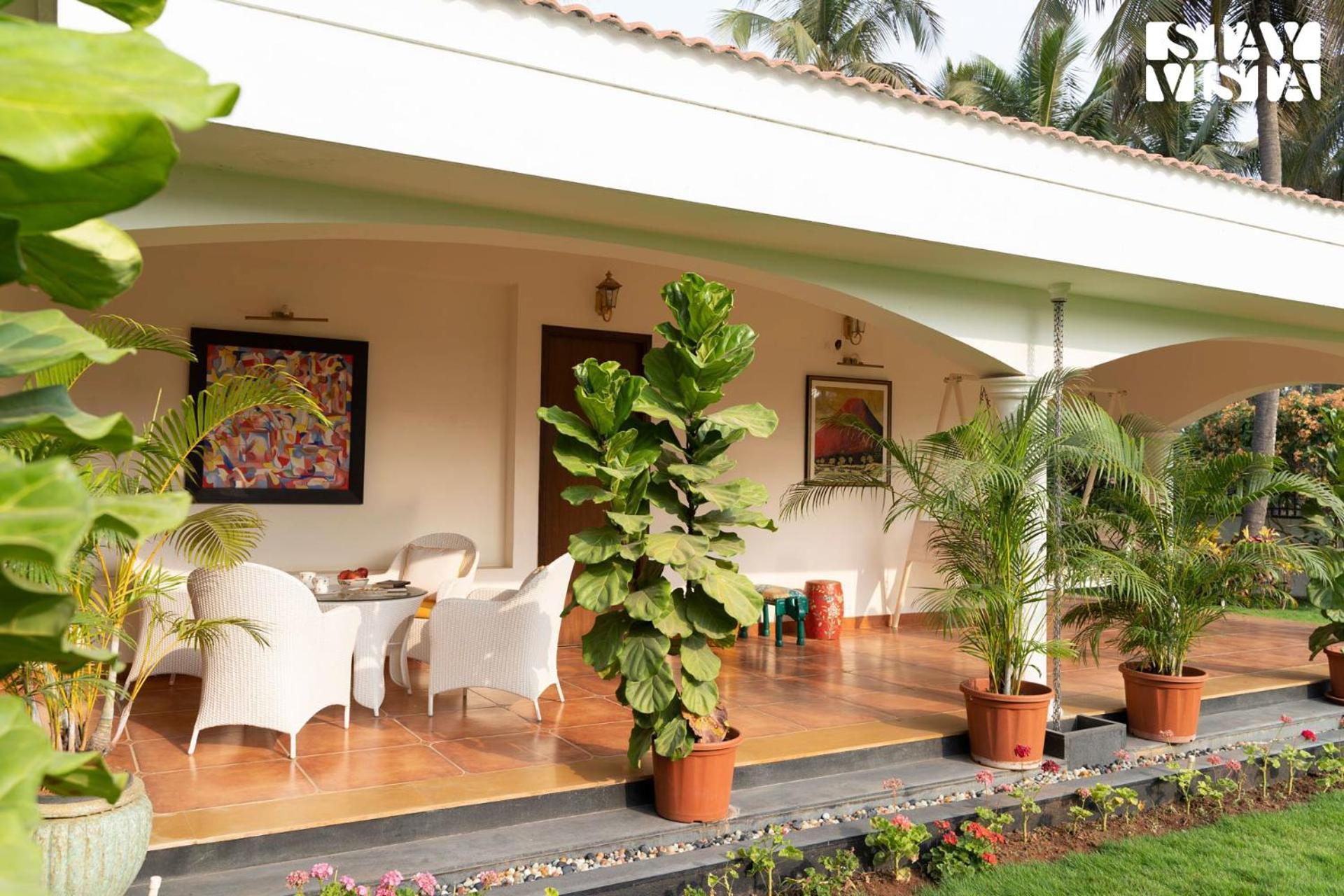 Villa Stayvista At Silver Oak Farm - Breakfast Included *