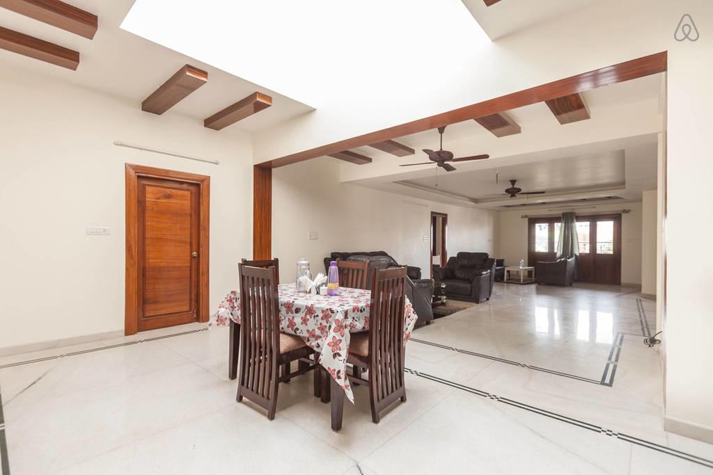 Eyrie Service Apartments Guest house Bangalore