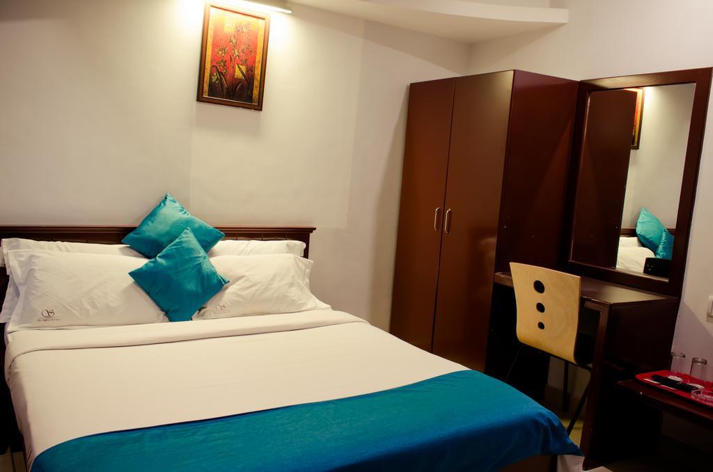 Hotel The Signature Bangalore