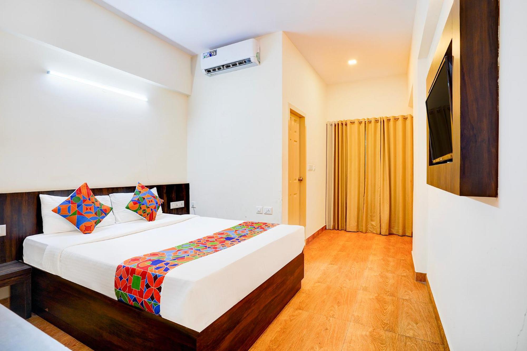 Hotel Fabhotel Grk Comforts - Jayanagar 3*