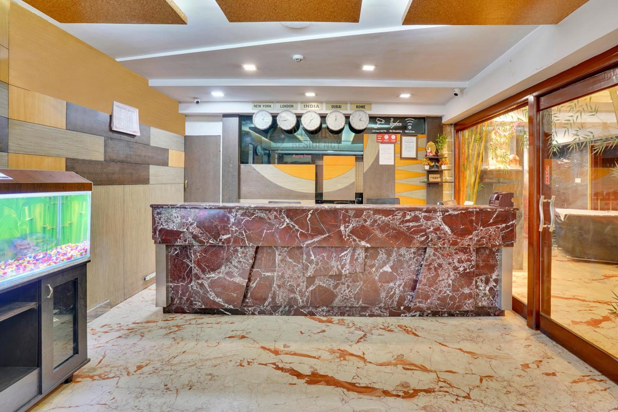 Aura Hotel