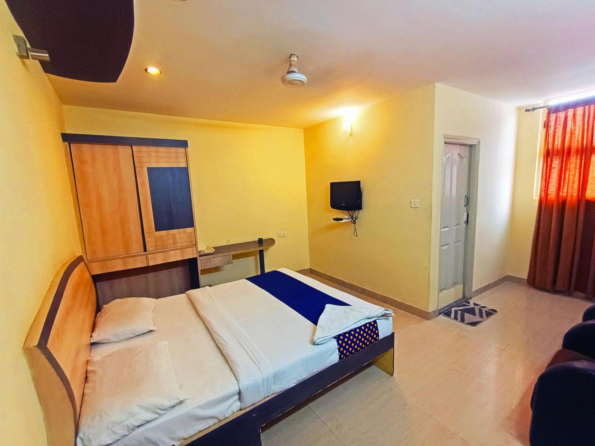 Shree Ganesh Regency Hotel 2*