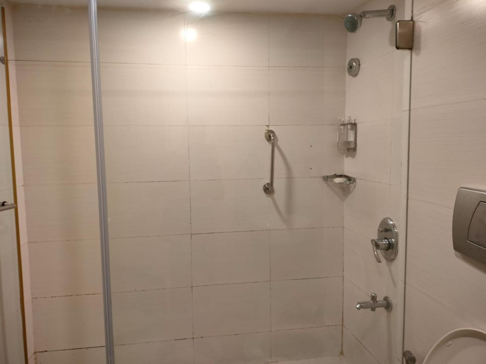Regenta Place Bangalore, Cunningham Road Hotel 4*