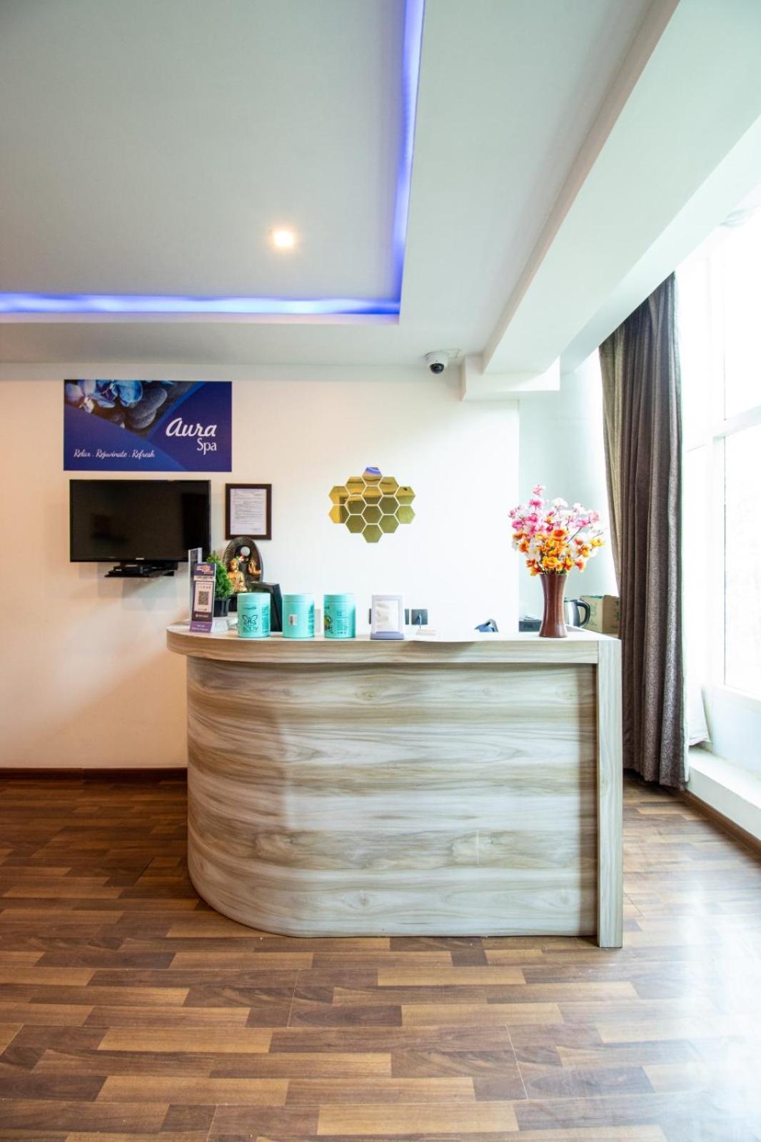 Hotel Akshaya Aura