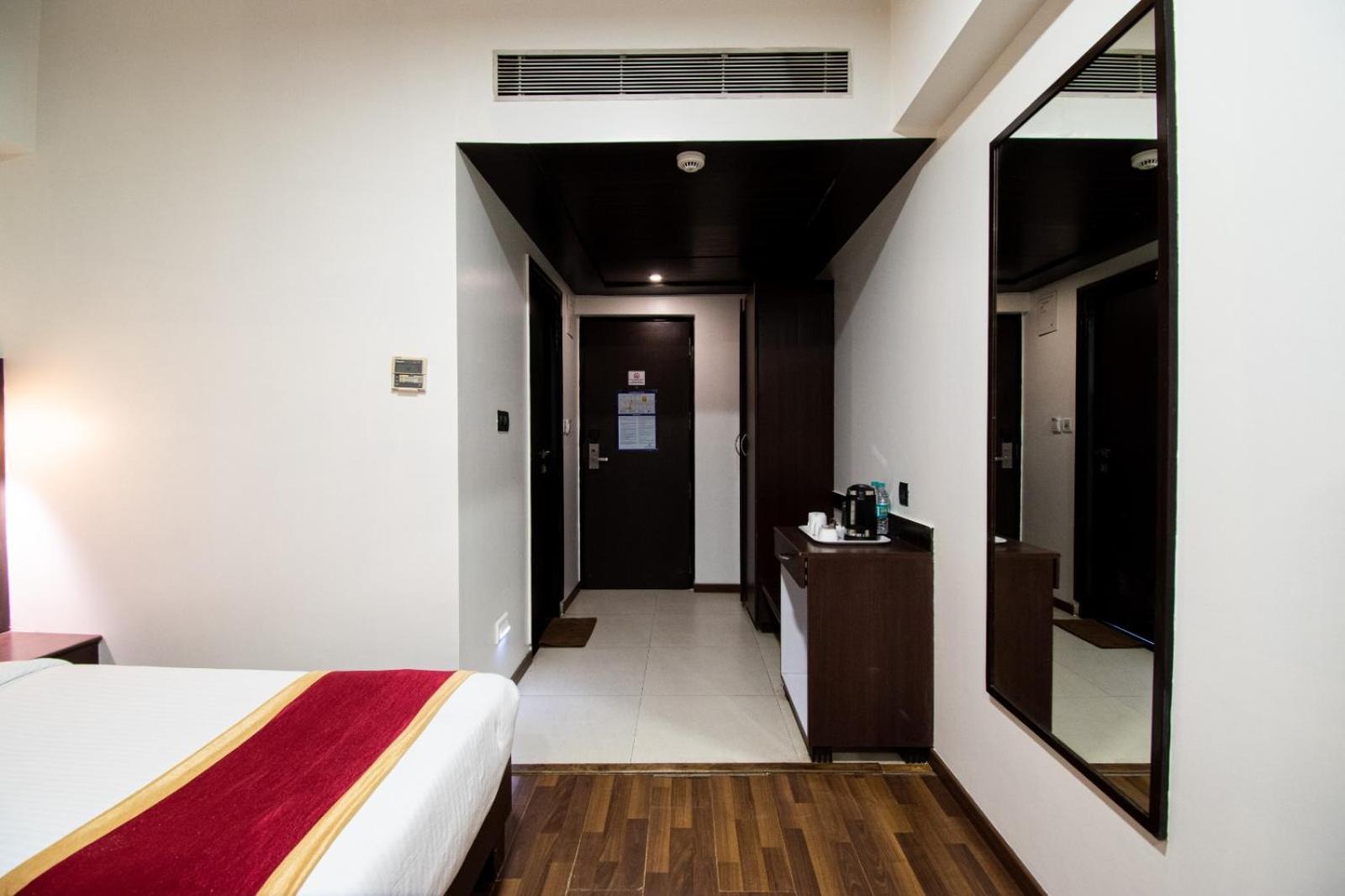 Akshaya Aura Hotel 4*