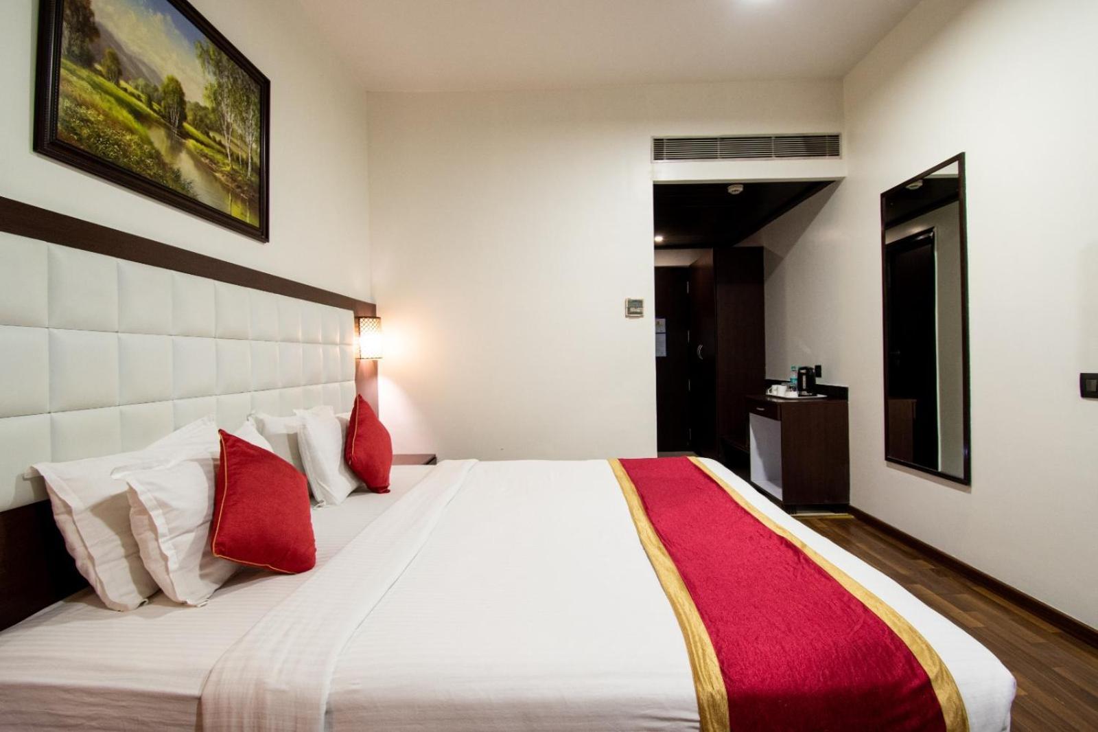 Akshaya Aura Hotel Bangalore