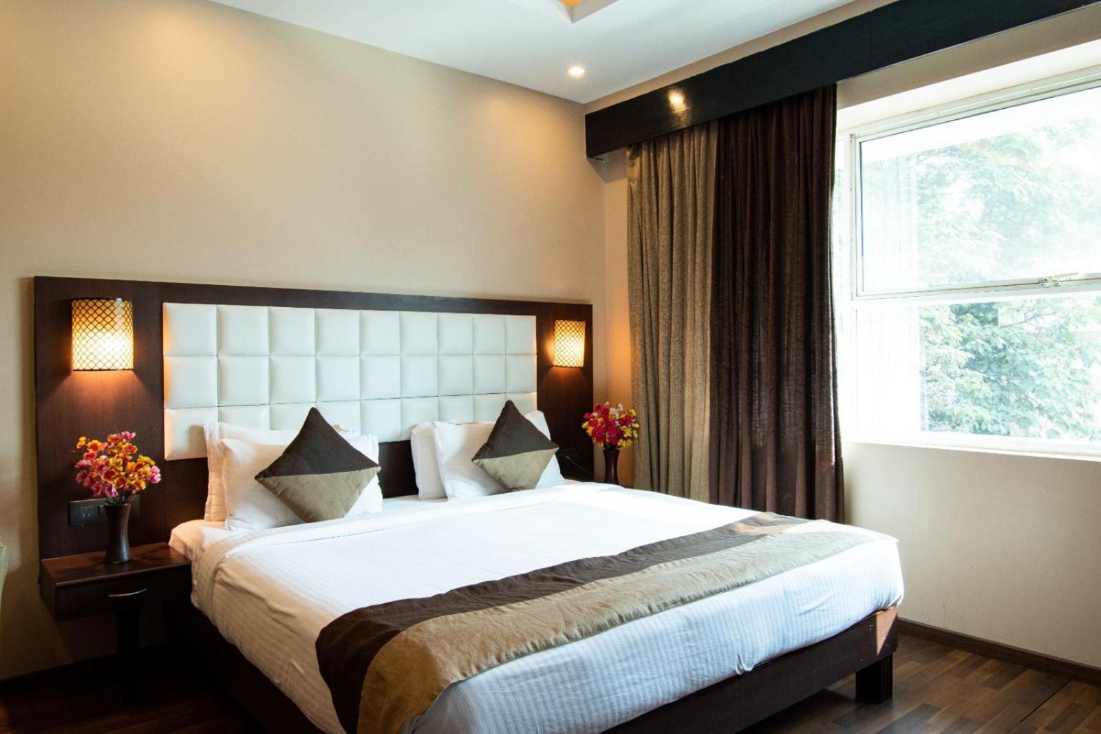 Akshaya Aura Hotel Bangalore
