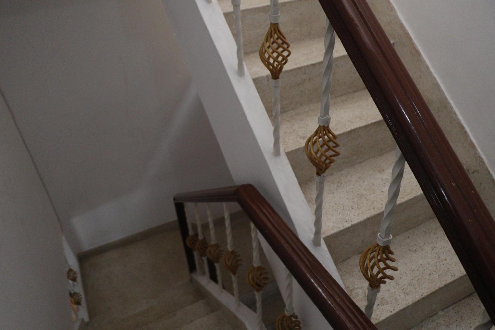 Siddeshwara Guest house *