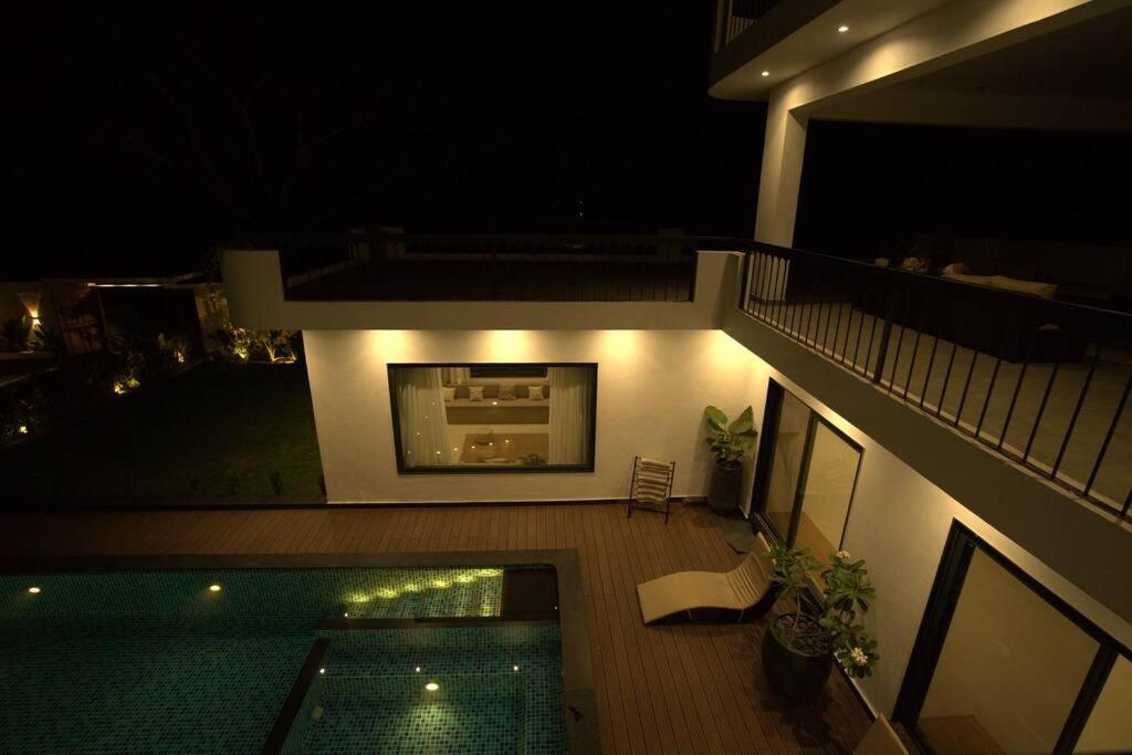 Heliconia Villa *