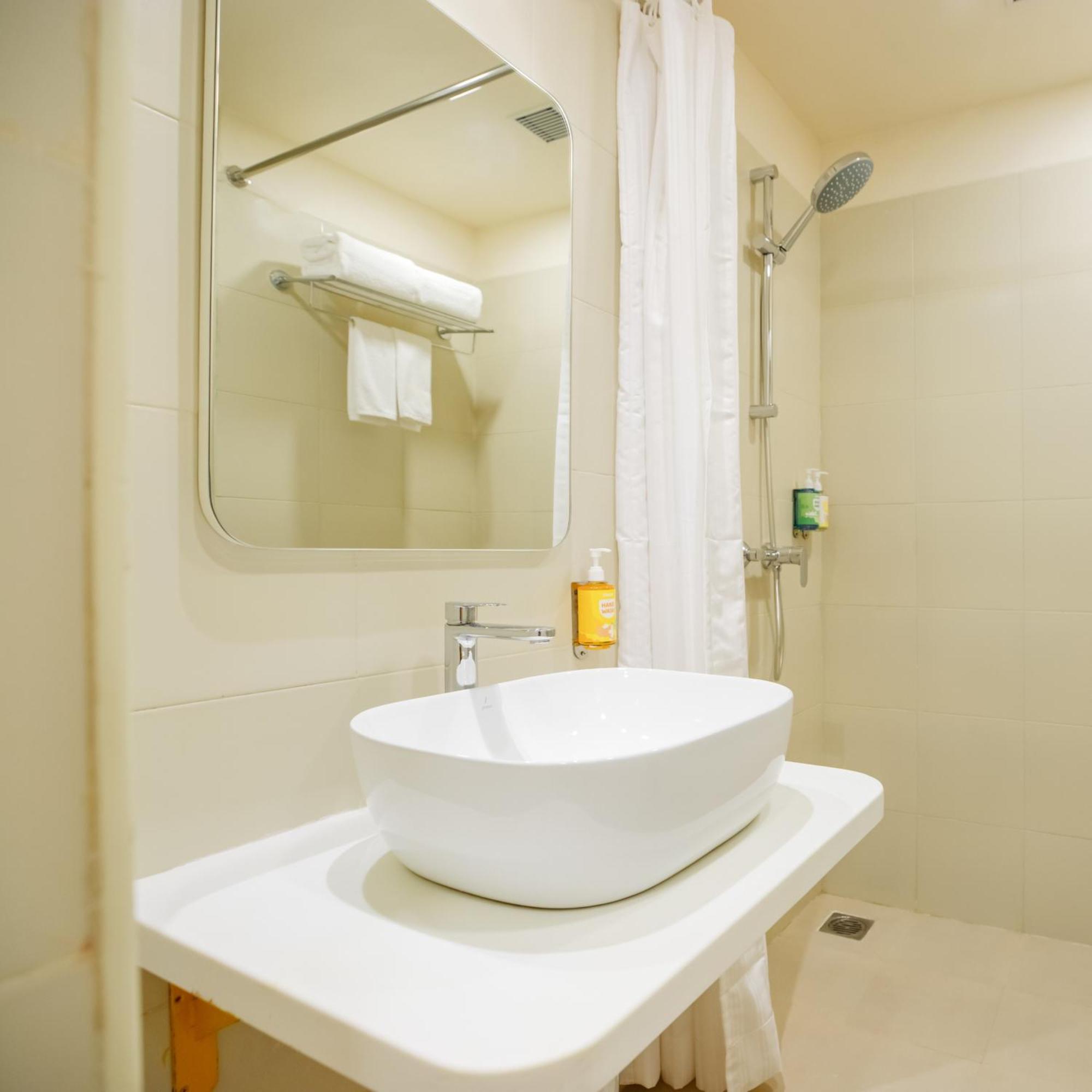 Hotel Bloom - Hsr Layout Sec 6 Bangalore