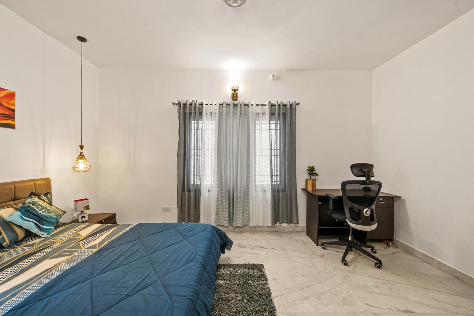 Villa Palm Serenity