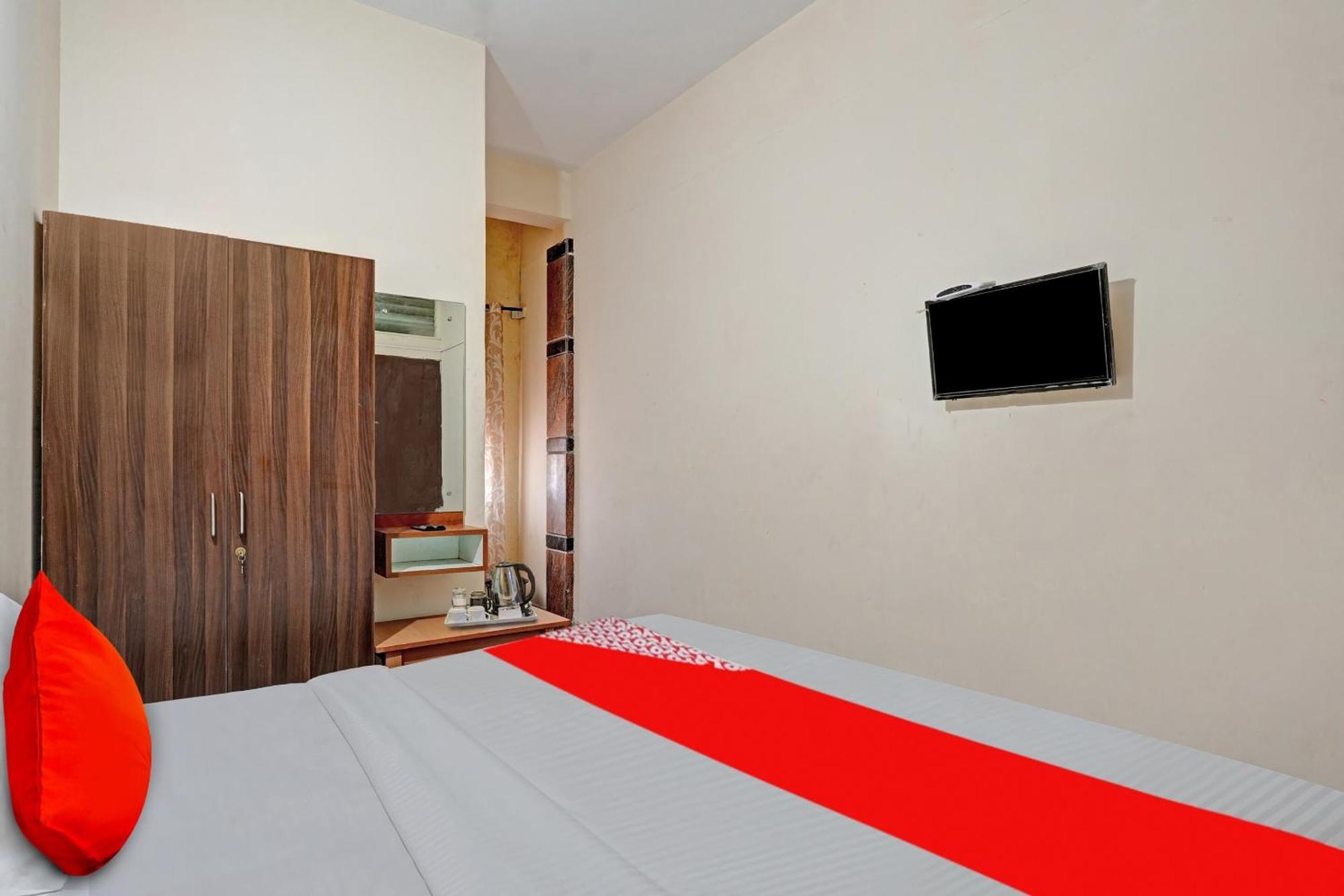Hotel O Chalukya Comforts
