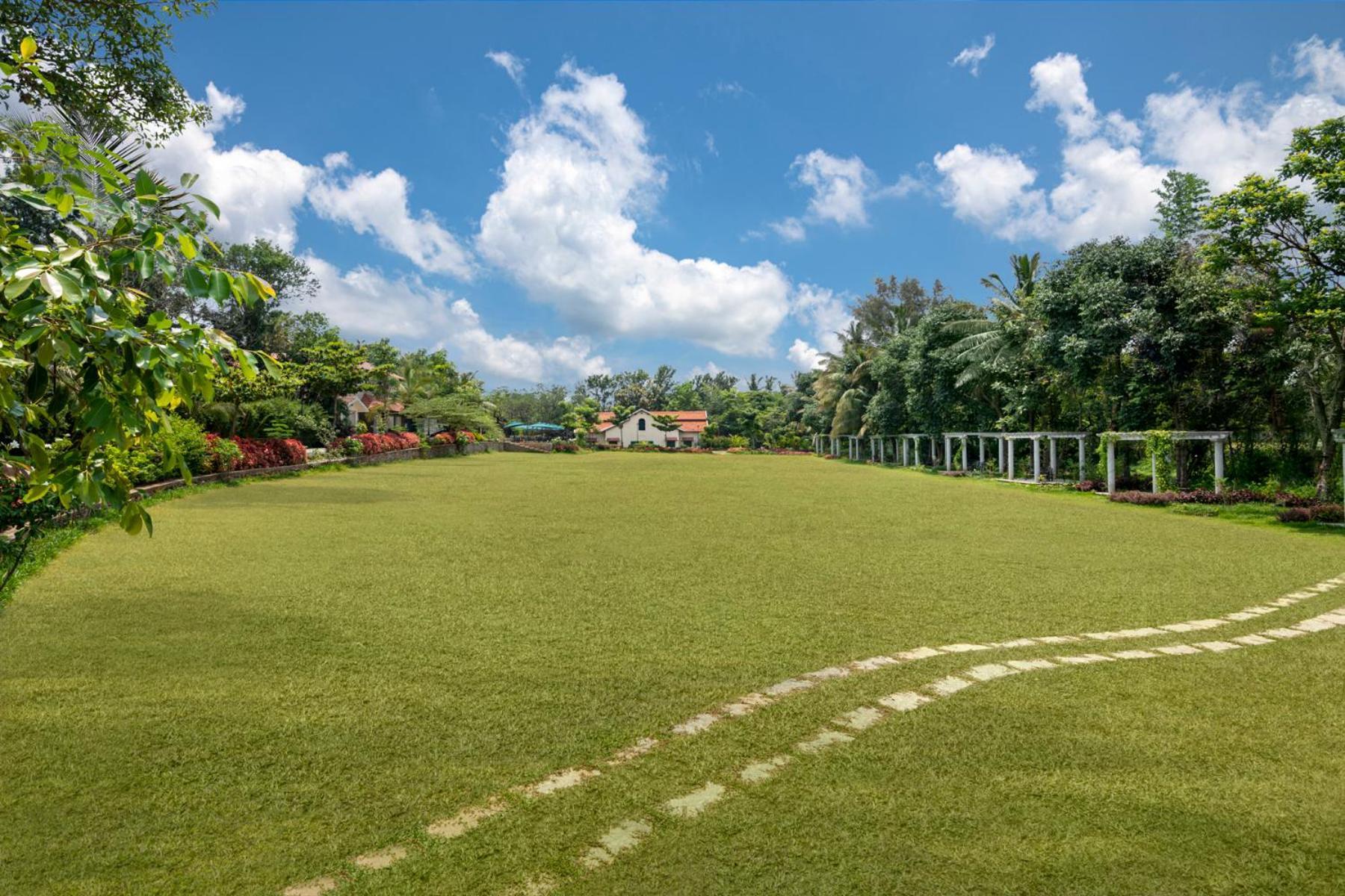 Farm stay Big Banyan Vineyard &