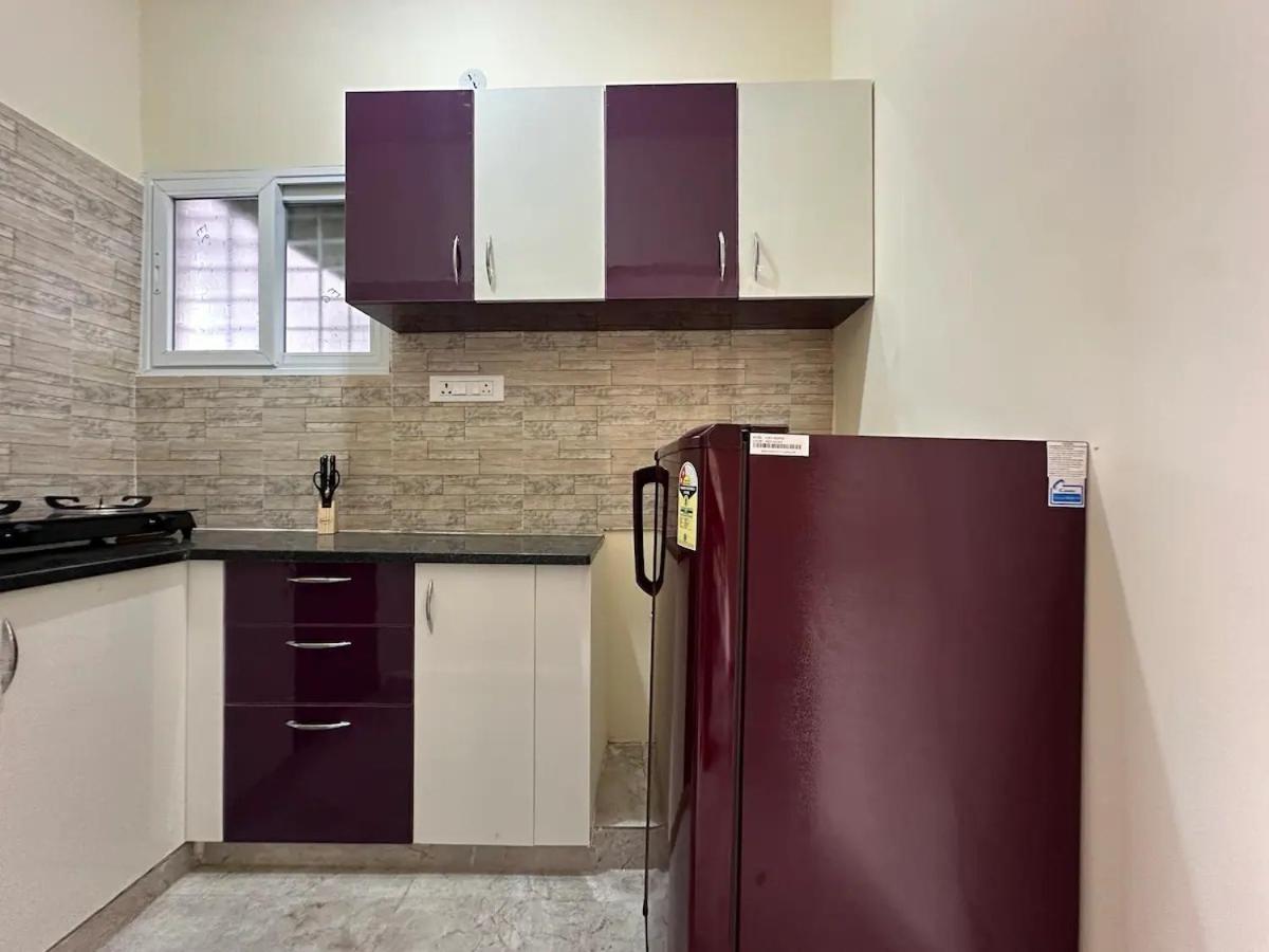 Cozy 1bhk With Lift 202 Apartment