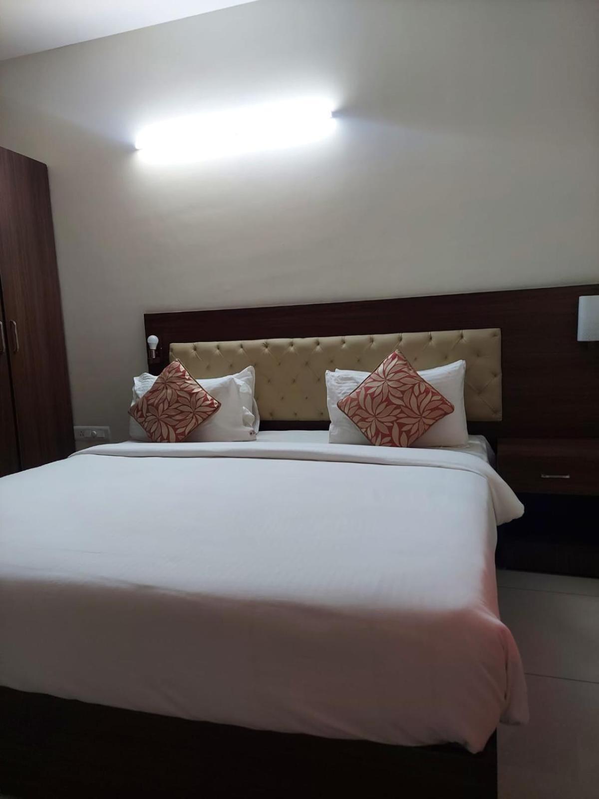 2bhk Service Apartment *
