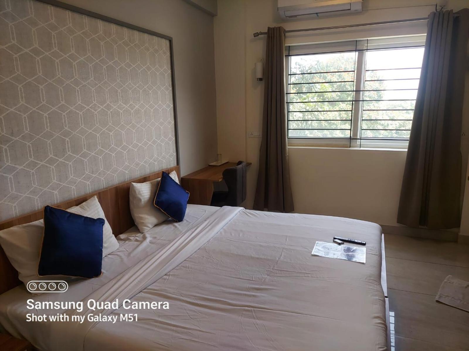 Apartment 2bhk Service