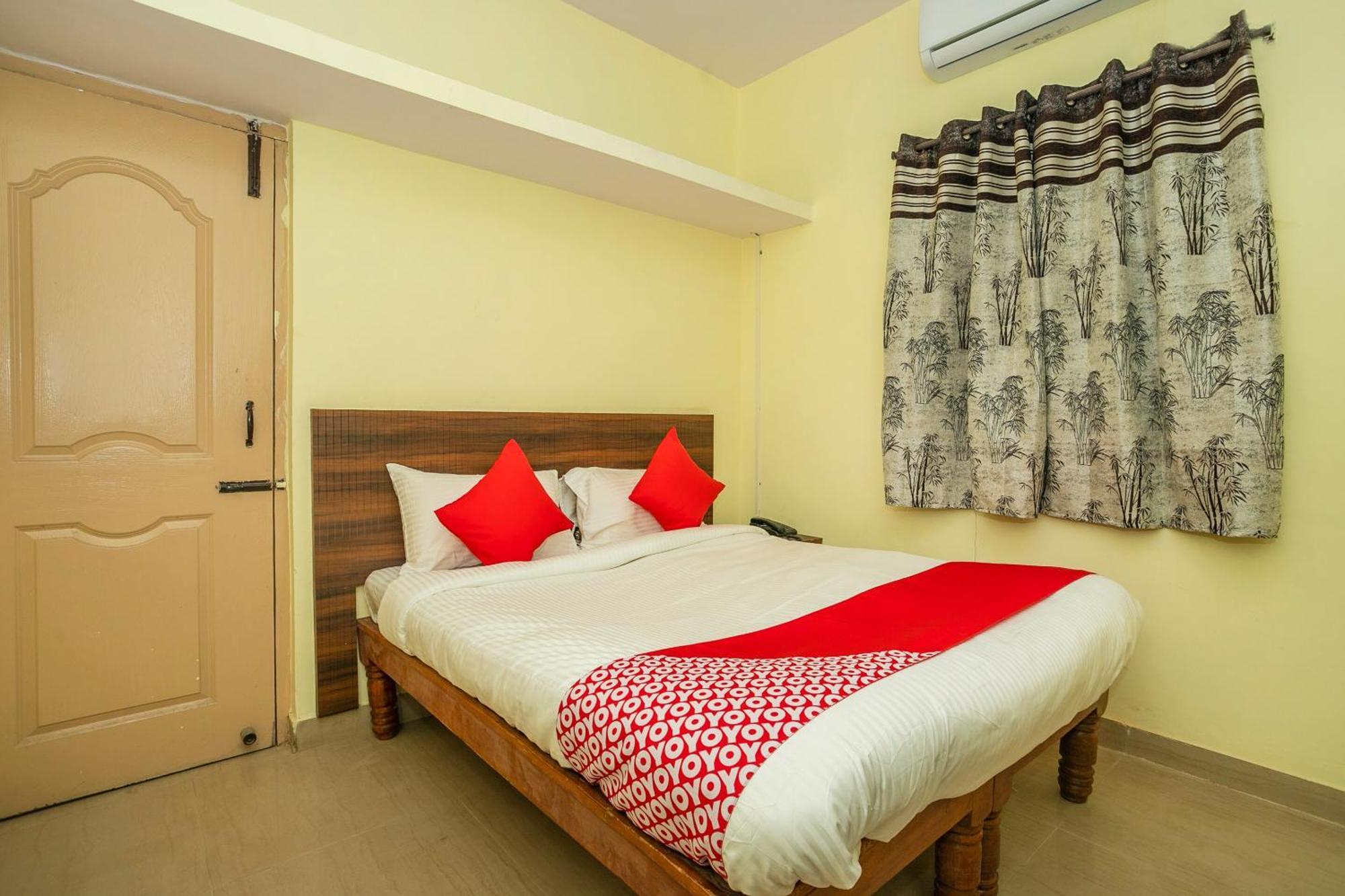Hotel O Shree 4*