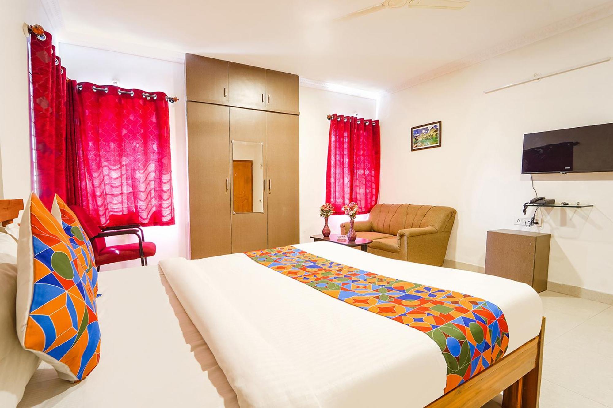 Mann Pasand Feel The Luxury Hotel