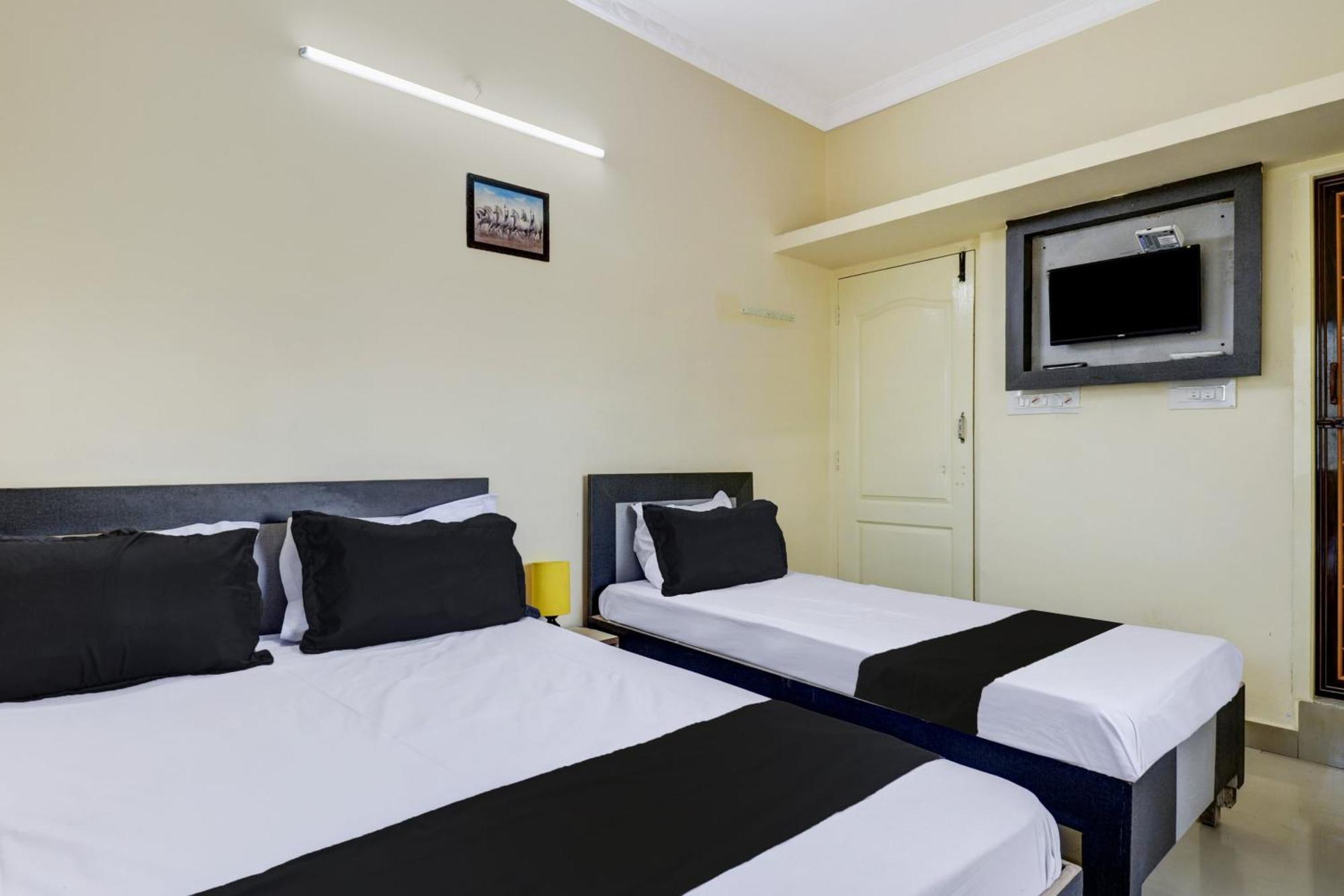 Super O Indian Residency, Near Adams Academy, Kadugodi Hotel