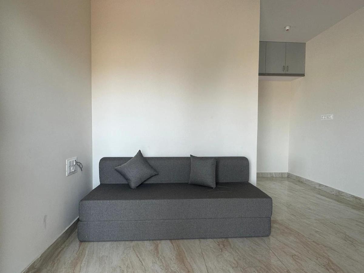 Apartment Peaceful 1bhk In Varthur 302 Near Whitefield *
