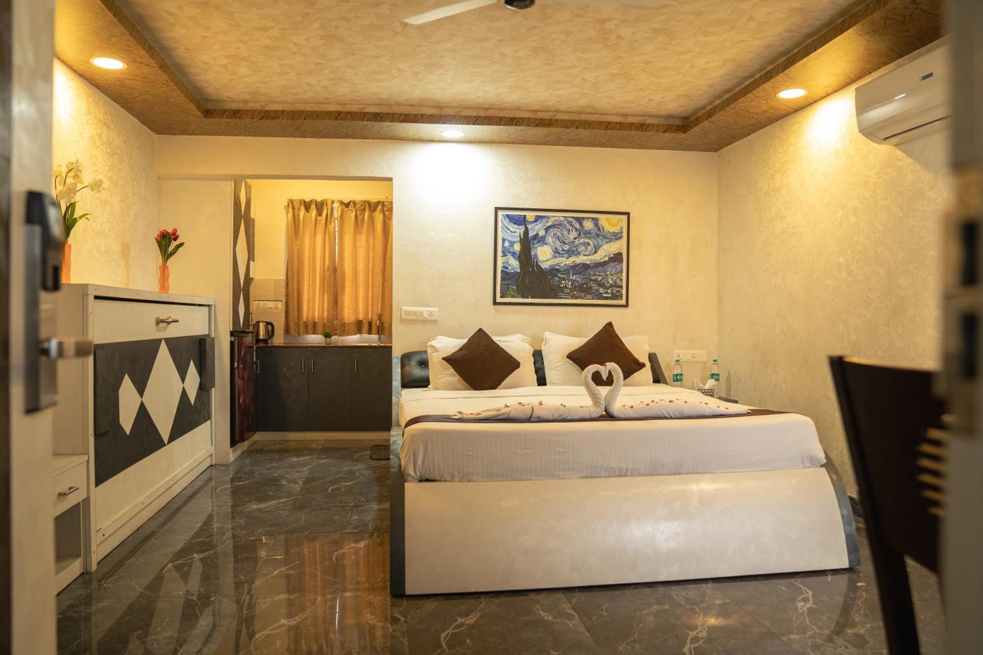 Seasons - Jp Nagar 3*