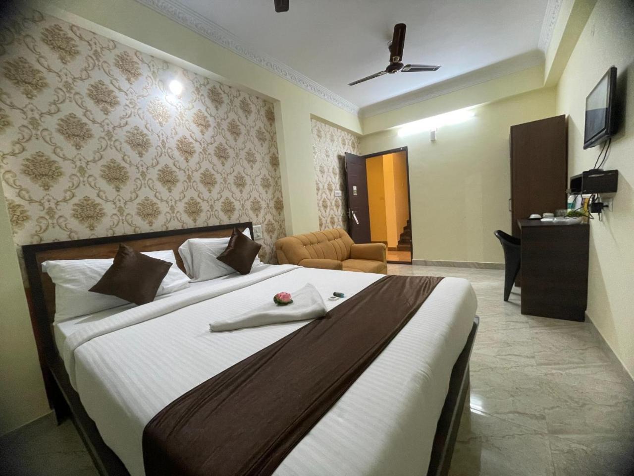 East Park Electronic Bed & Breakfast *