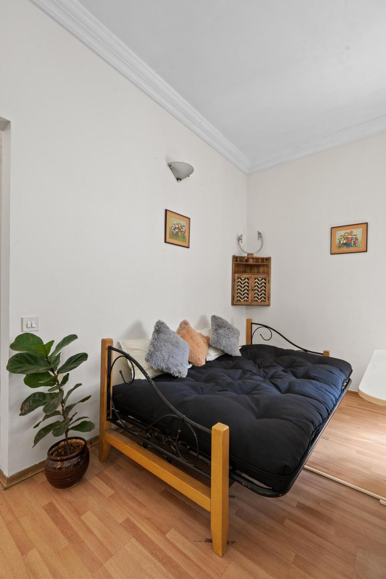 Homestay Artist Abode Bangalore