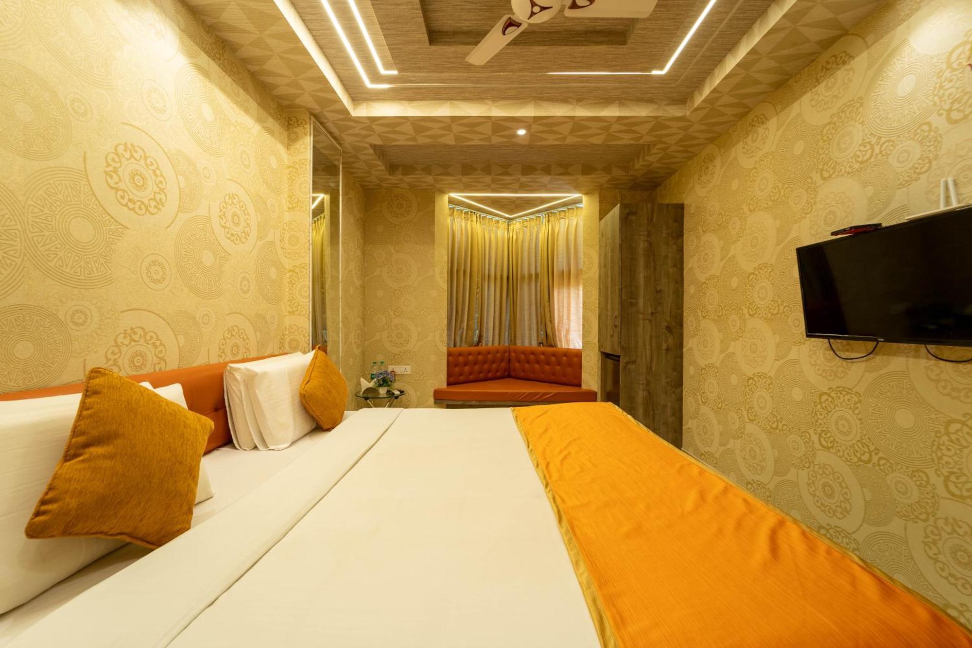 Hotel Seasons Koramangala Bangalore