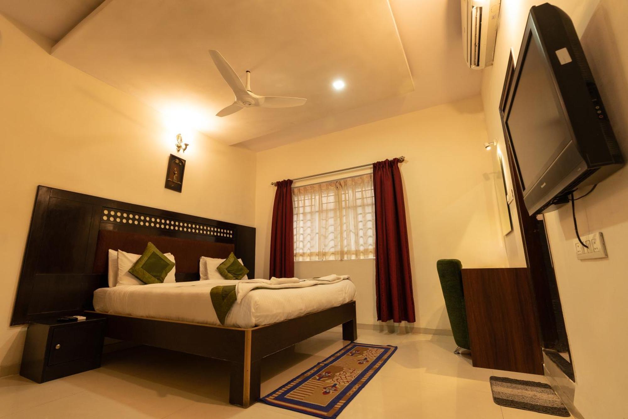Seasons Koramangala 3* Bangalore