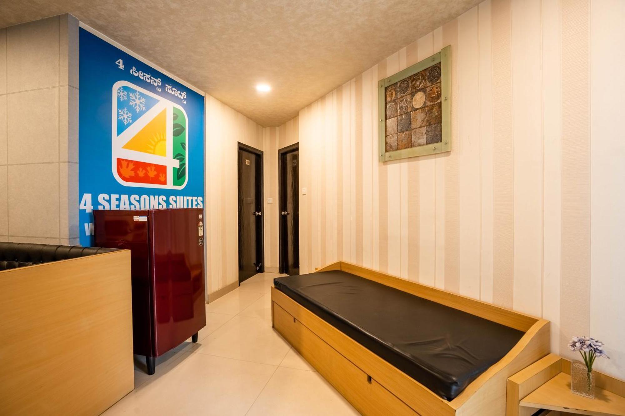 Seasons Koramangala Hotel 3*