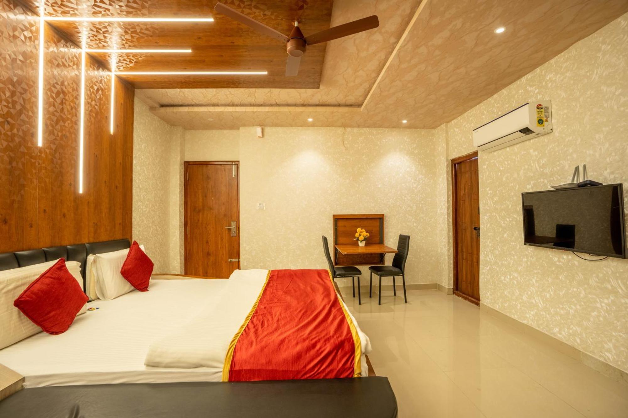 Seasons Koramangala Hotel 3*