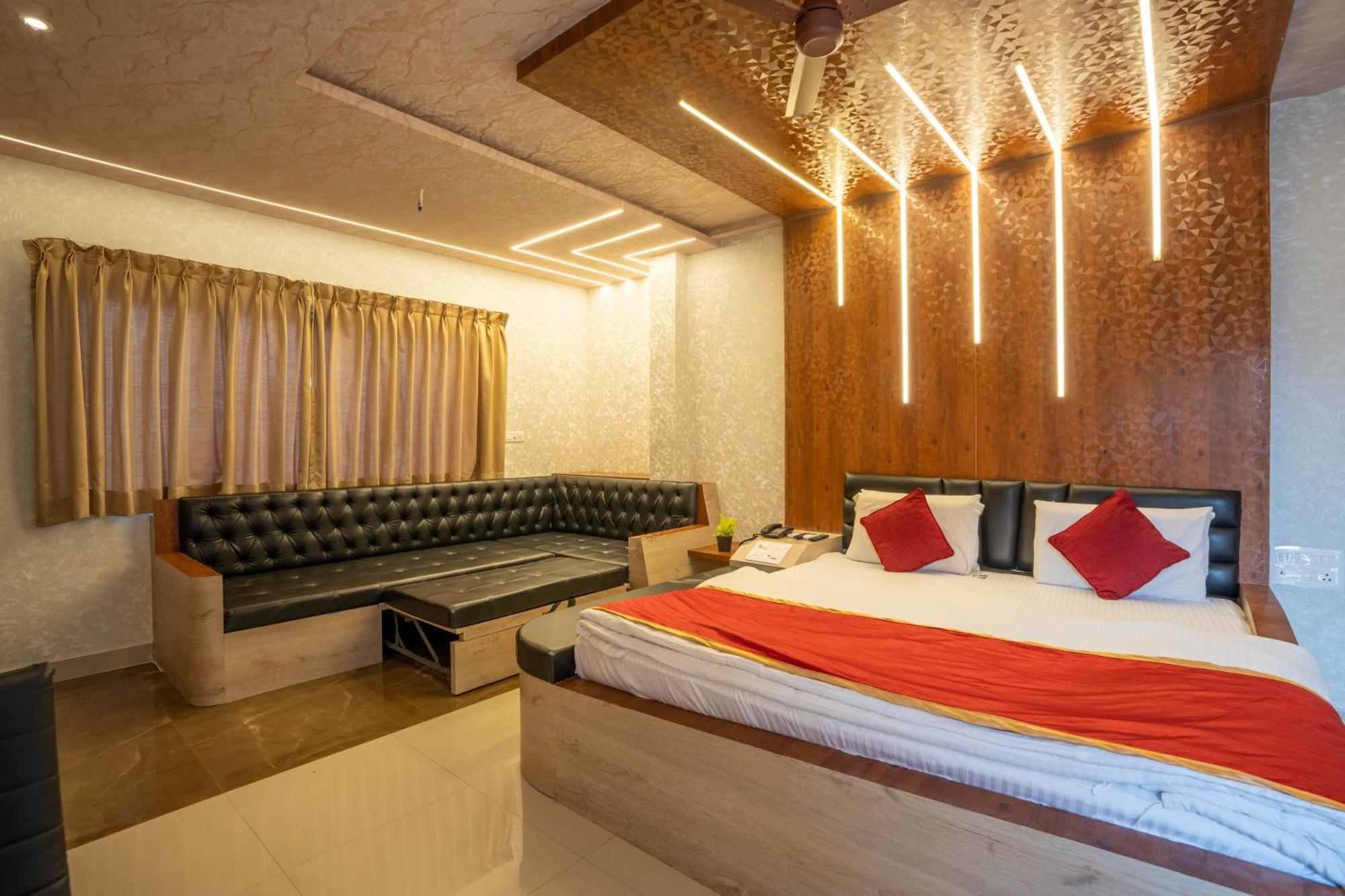 Hotel Seasons Koramangala Bangalore