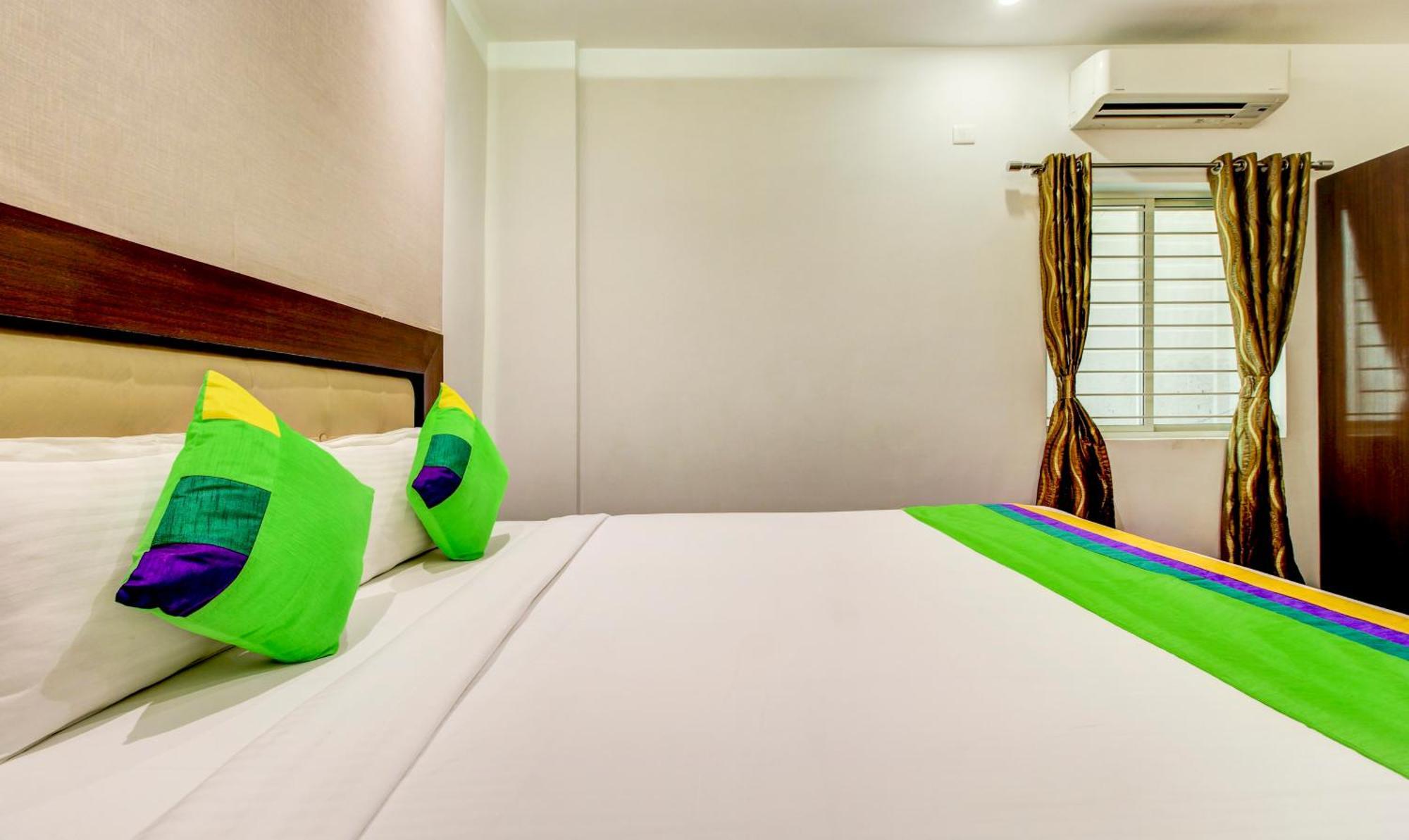 Hotel Treebo The Sai Leela R T Nagar Bangalore
