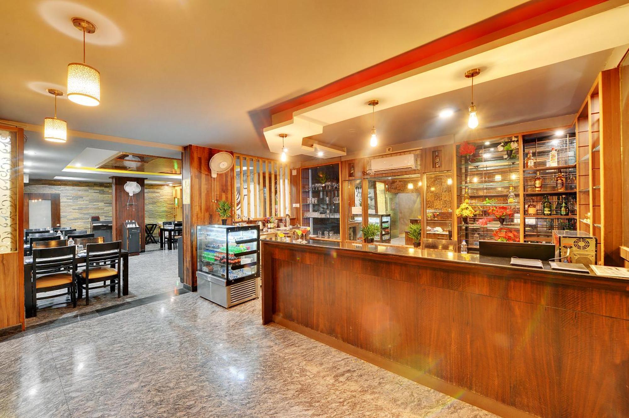 Hotel Vista Suites,