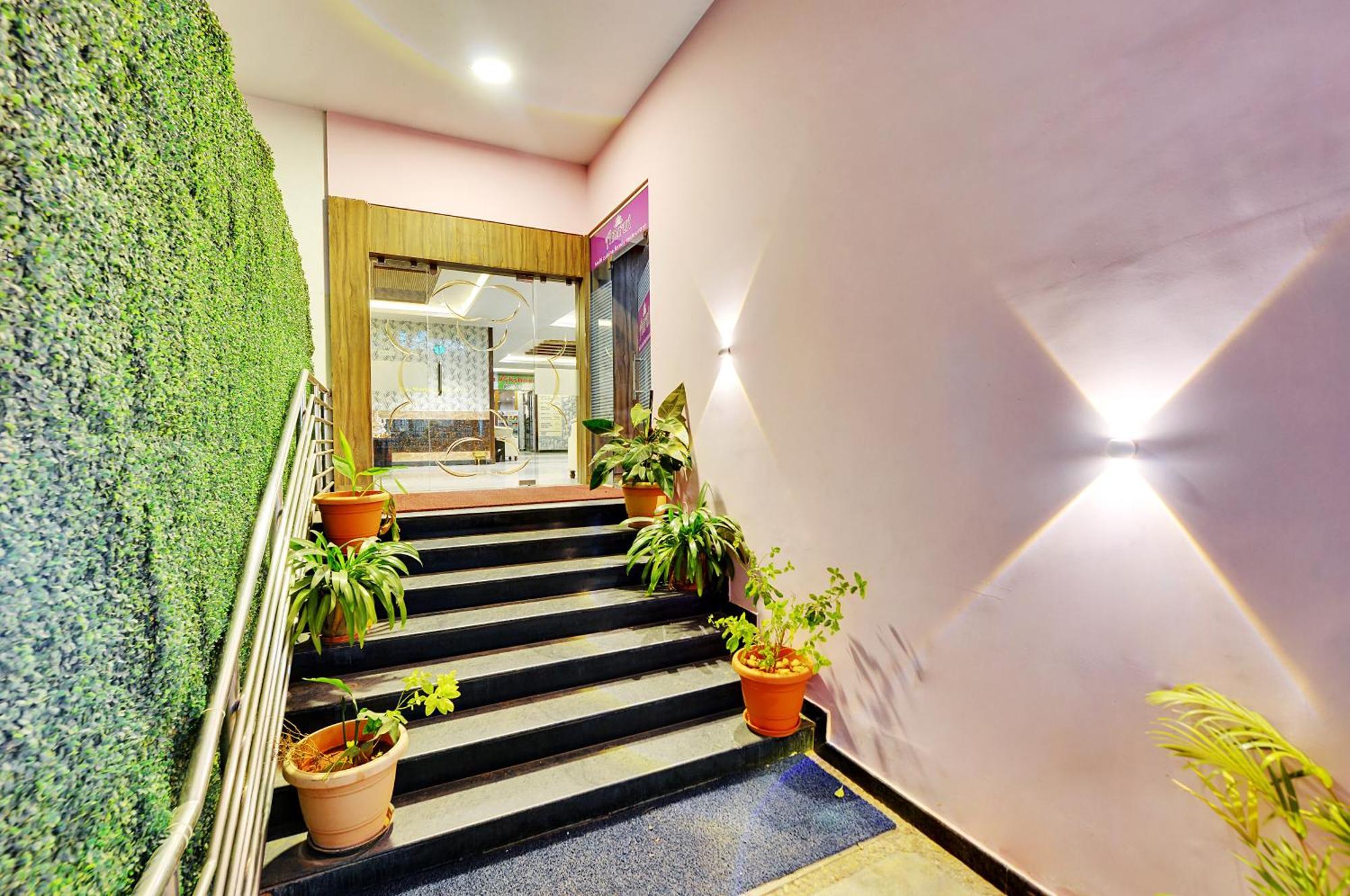 Vista Suites, Hotel 3*