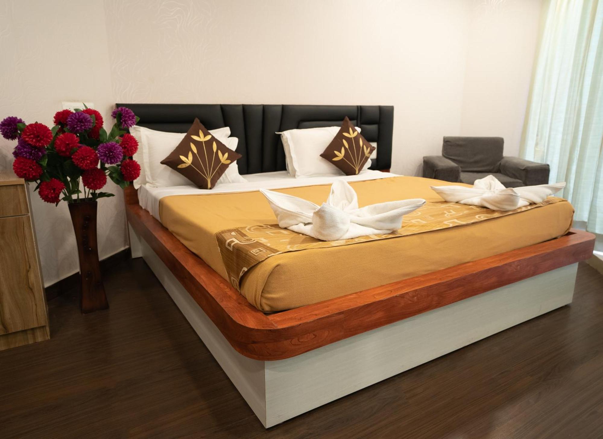 Seasons Koramangala Hotel
