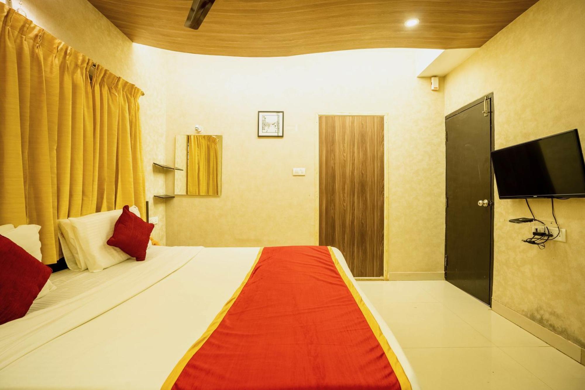 Seasons Koramangala Hotel