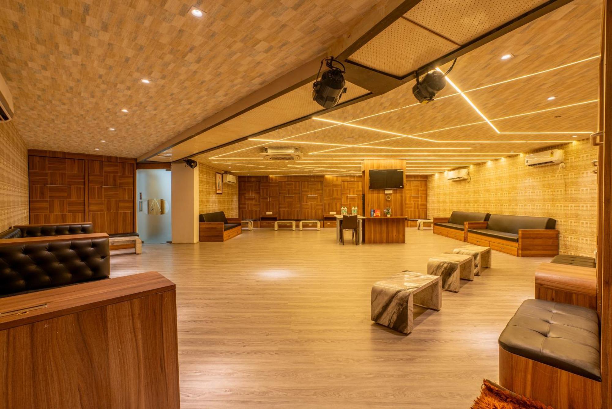 Hotel Seasons Koramangala Bangalore