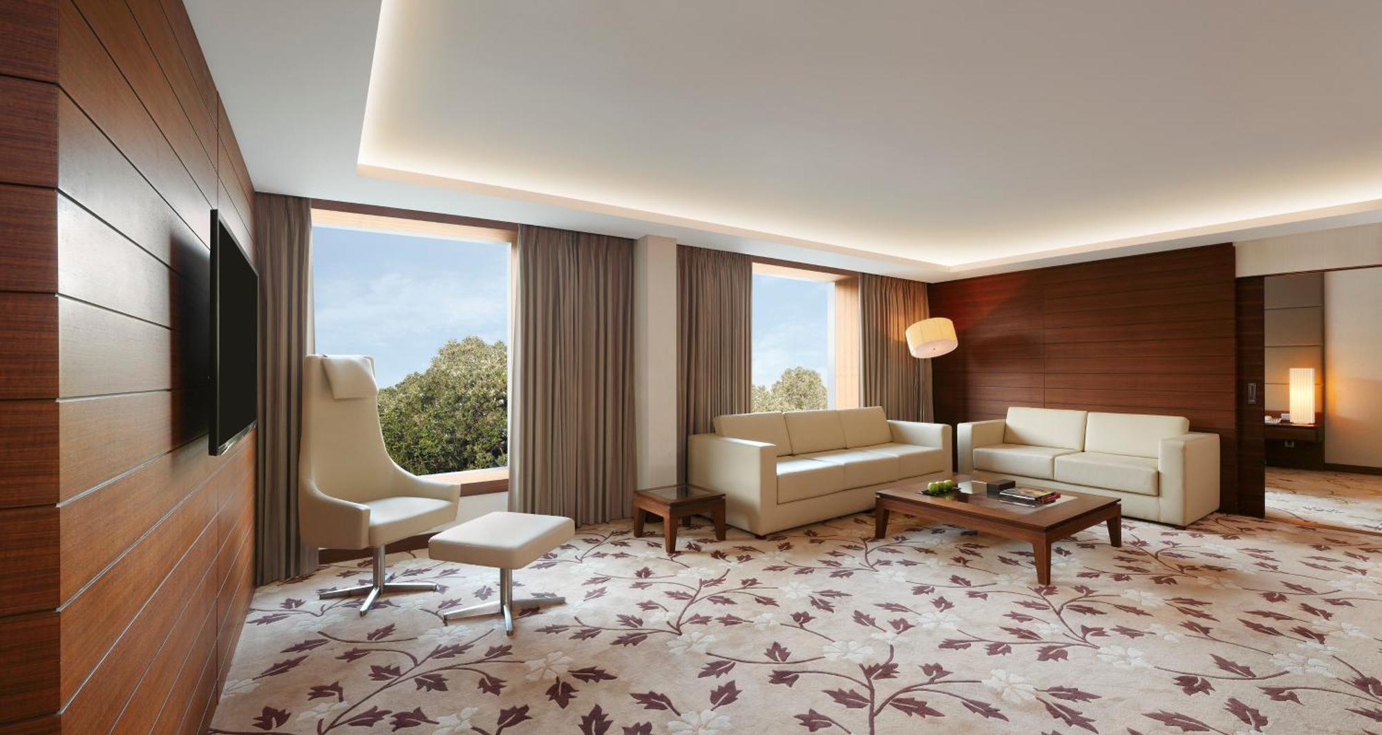 Hilton Embassy Golflinks 5* Bangalore
