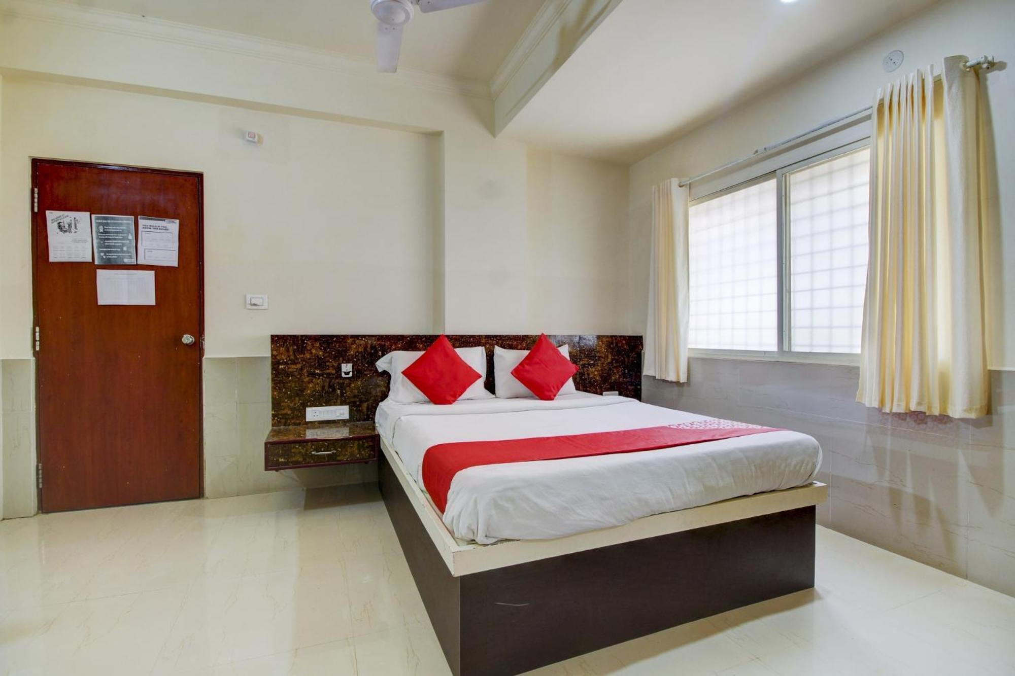 Hotel Super O Nar Comforts Near Ksr Railway Station 4*