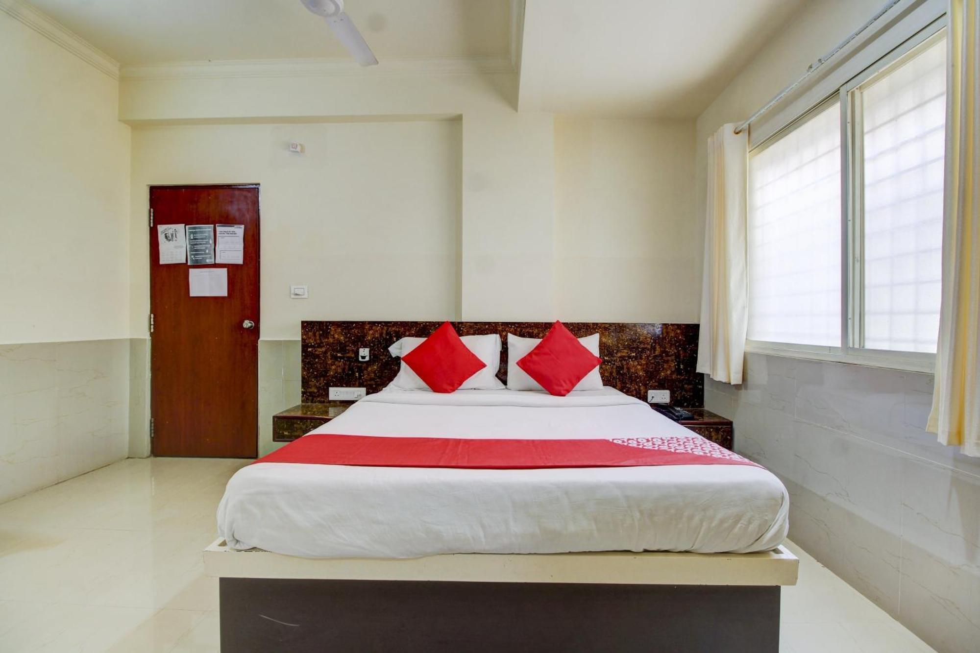 Super O Nar Comforts Near Ksr Railway Station 4*