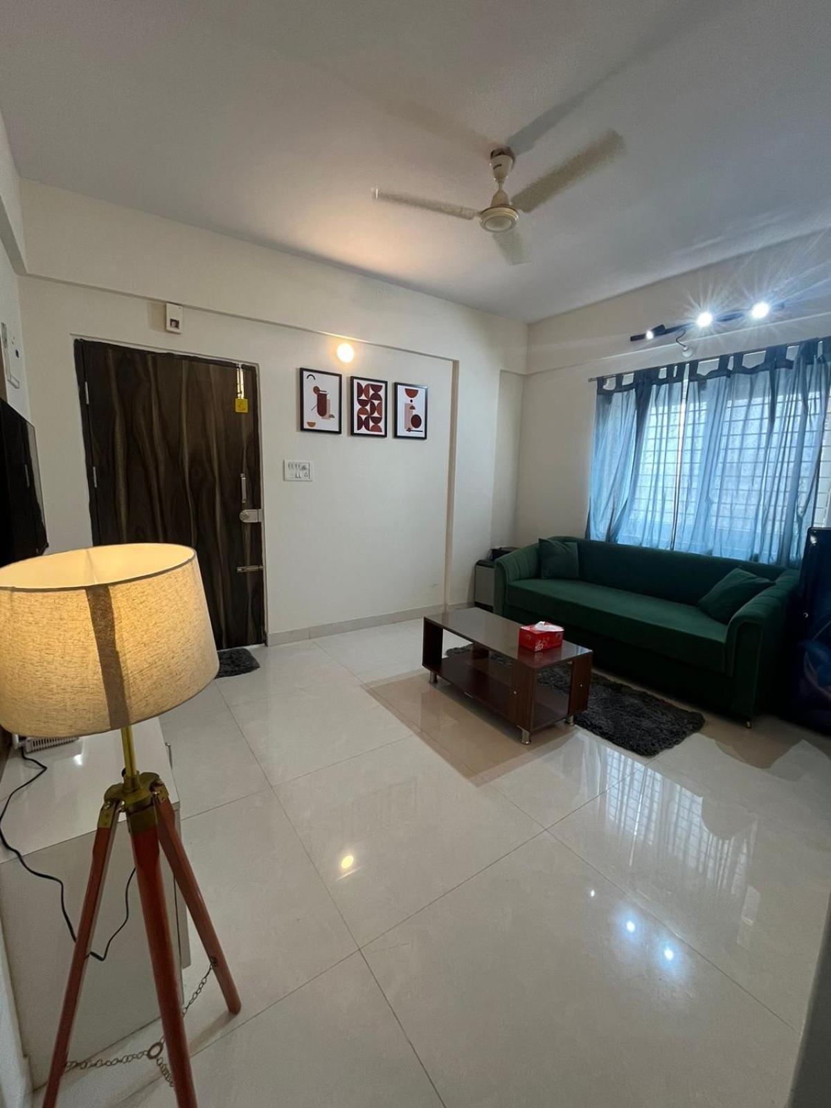 Apartment Snooze Living Silicon Valley Ac Bangalore